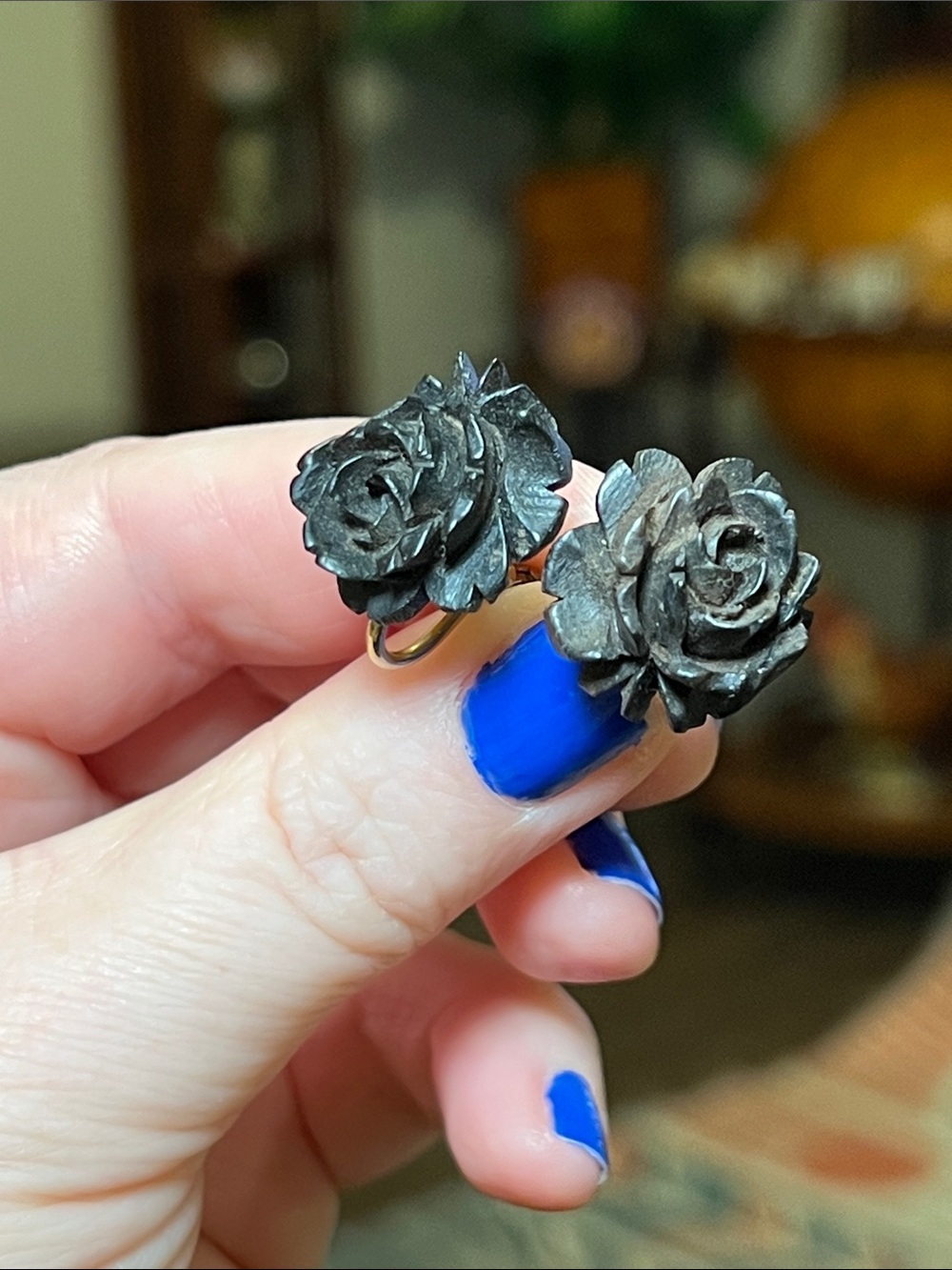Antique Gold Filled Victorian Mourning Black Carved Jet Rose Screwback Earrings